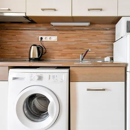 Διαμέρισμα Modern - Meters Away From The Πομόριε